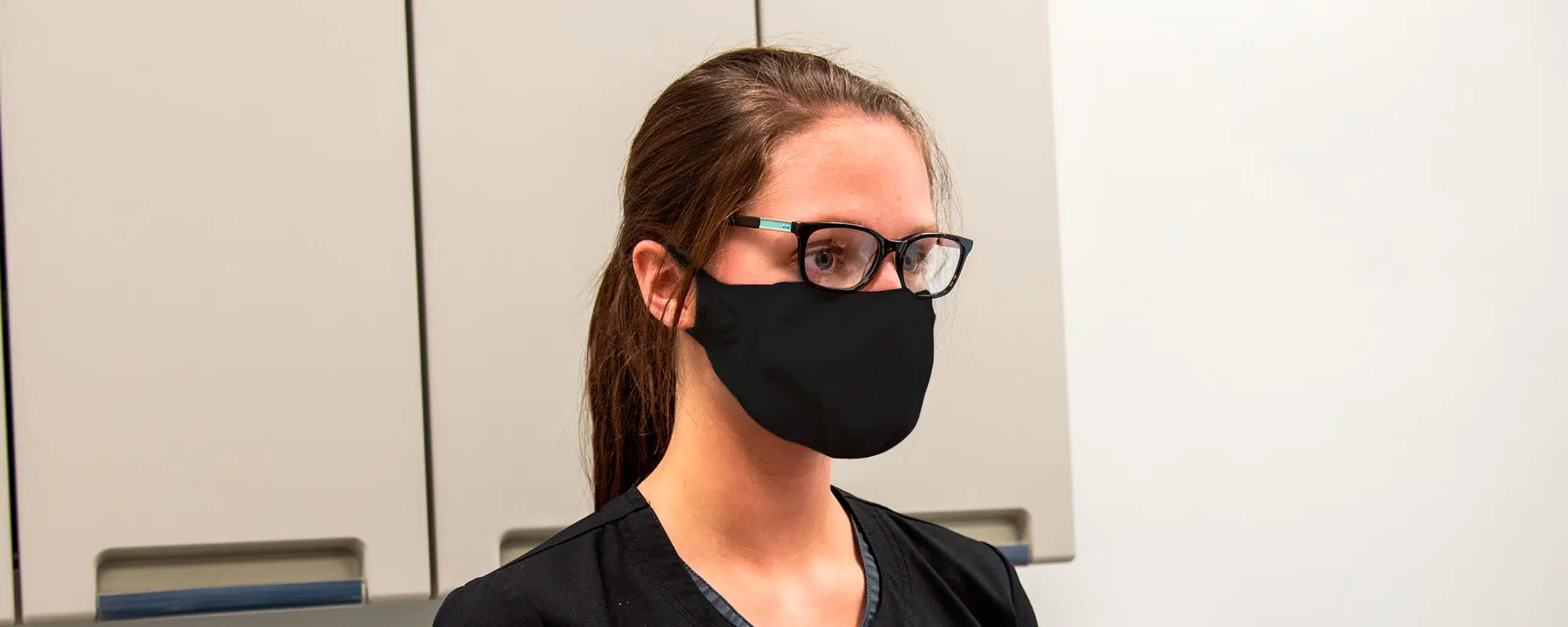 194-protective-fm-lifestyle-black-scroll